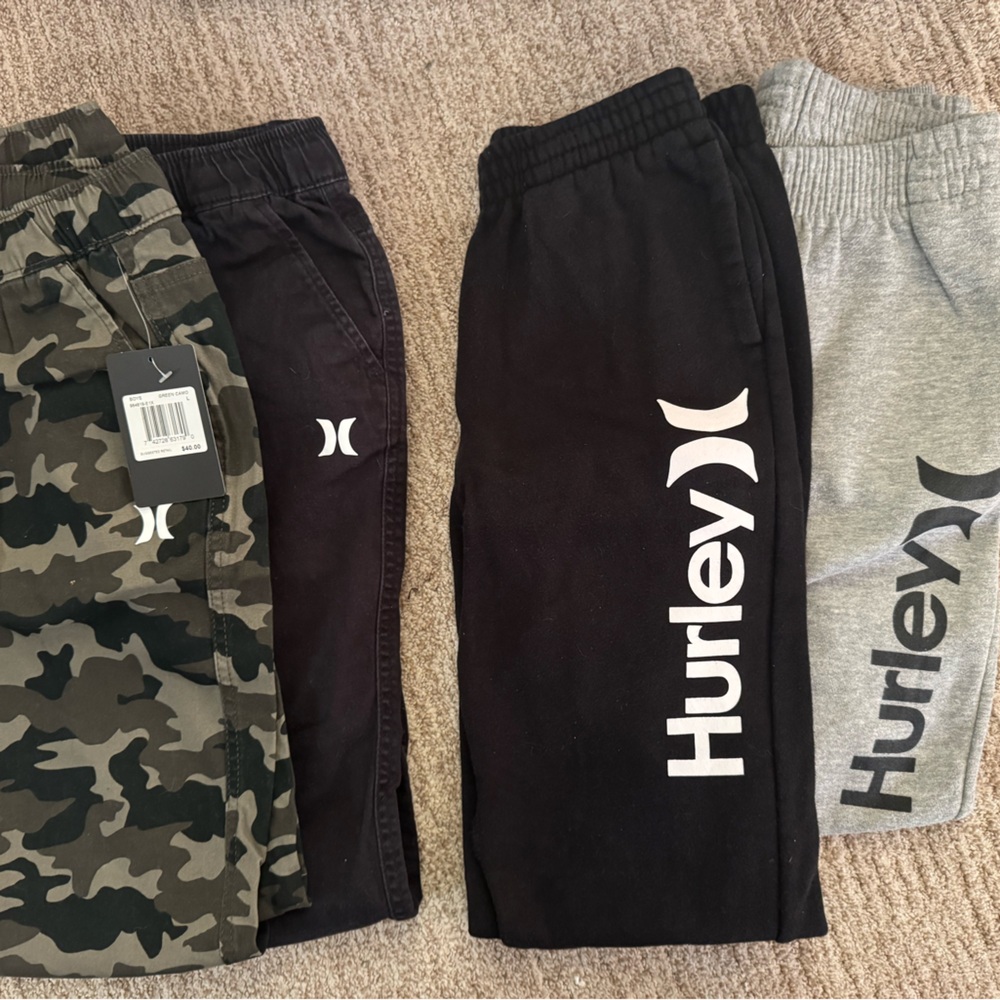 Hurley Lot of 4, 2 Joggers and 2 sweatpants.